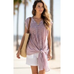 Rozae Nichols Vintage 100% Silk
Geometric Beaded Tie-Front Top Small